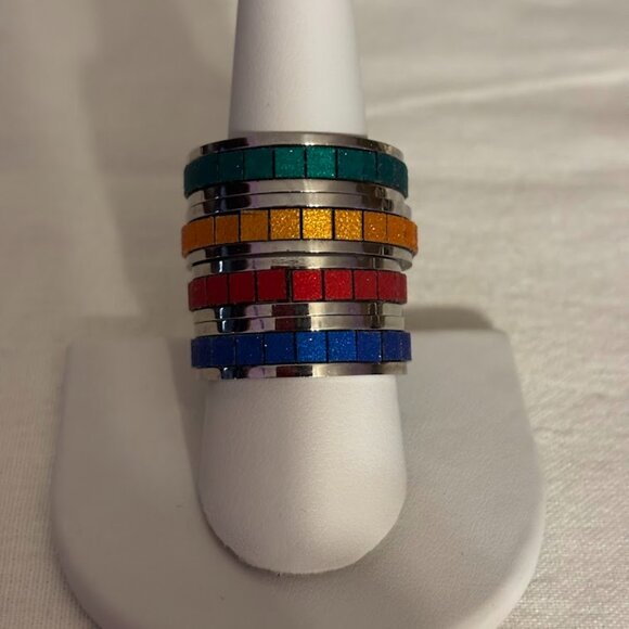 Jewelry - Beautiful set of 4 different Color Rings set in Silver Tone for any occasion